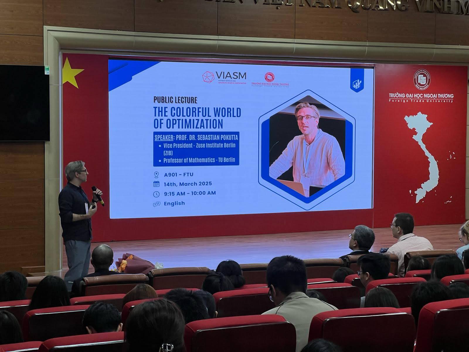 Pi Day lecture in Vietnam